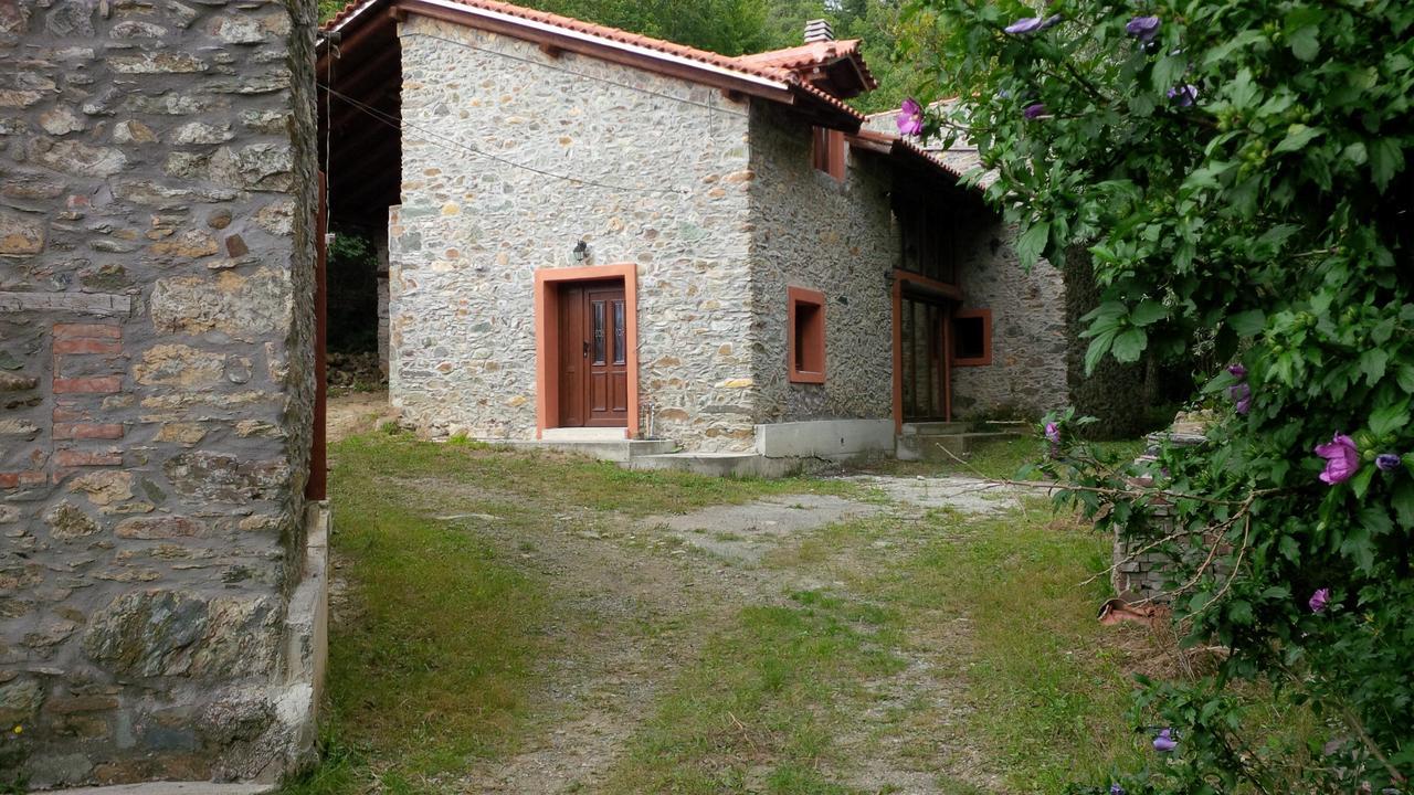 Giusvalla Forest Village Dego Δωμάτιο φωτογραφία